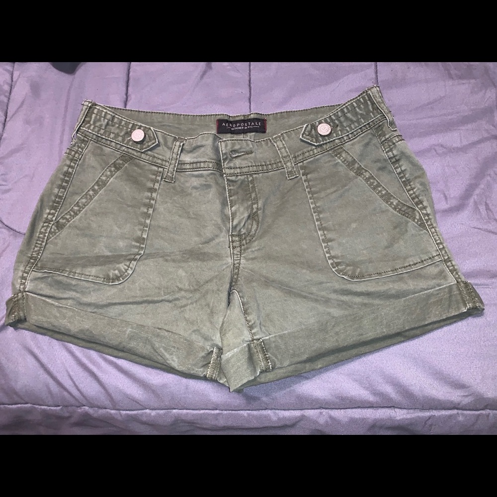 Aeropostale Midi Twill Shorts Size 2